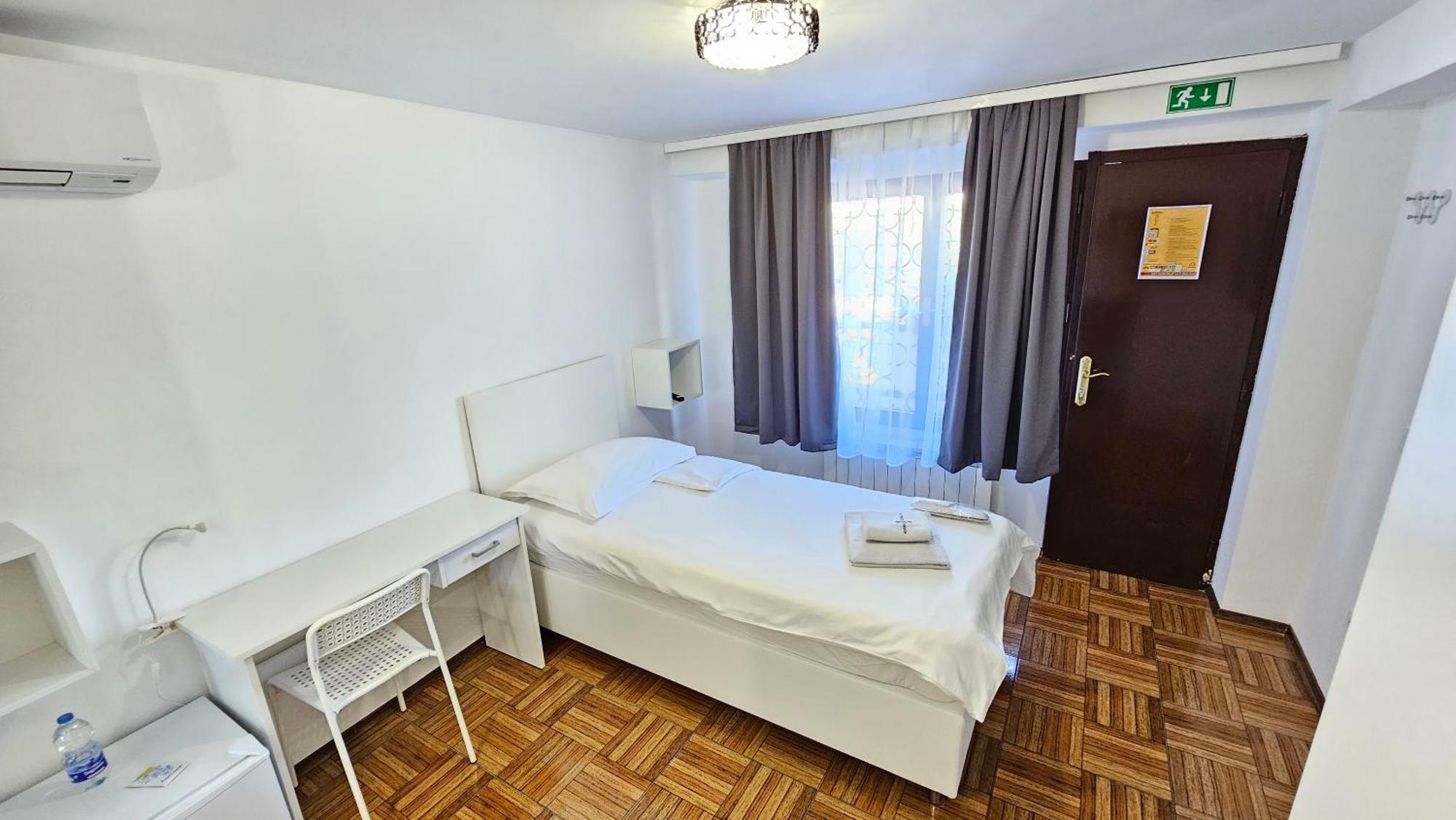 Rooms Koblar Порторож Стая снимка